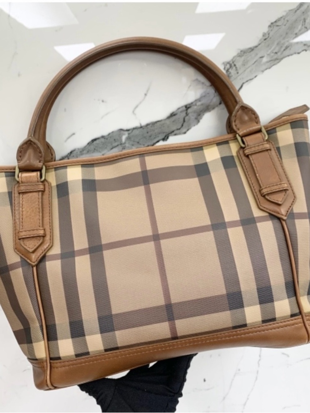 Burberry BROWN PVC/LEATHER LONDON
CHECKERED SHOULDER BAG